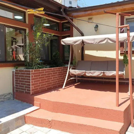 Kogalniceanu House Tatil Evi *